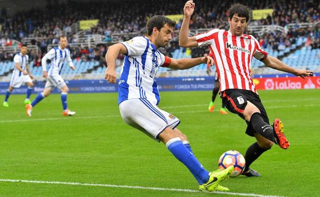 Prieto, en un partido frente al Athletic./J.M. LÓPEZ