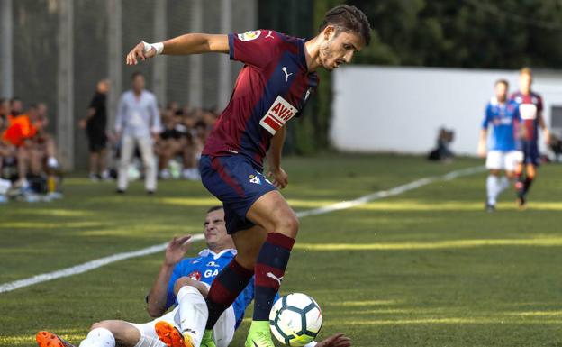 Elgezabal en un partido de pretemporada