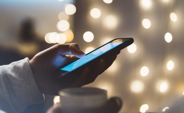 El 5G permitirá la conexión de móviles, otros dispositivos y servicios./RC