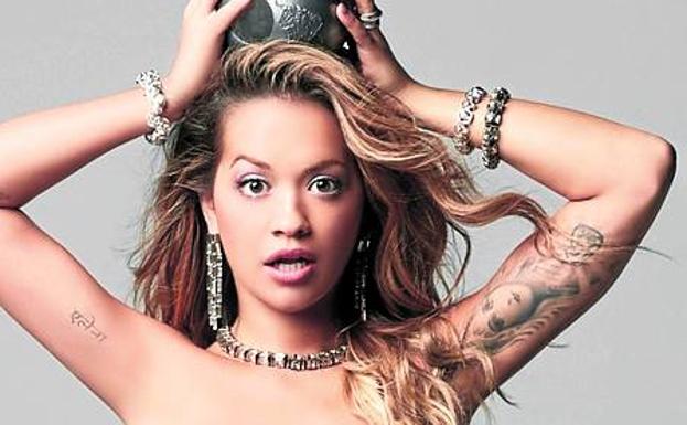 Rita Ora, presentadora del evento. /R.C.