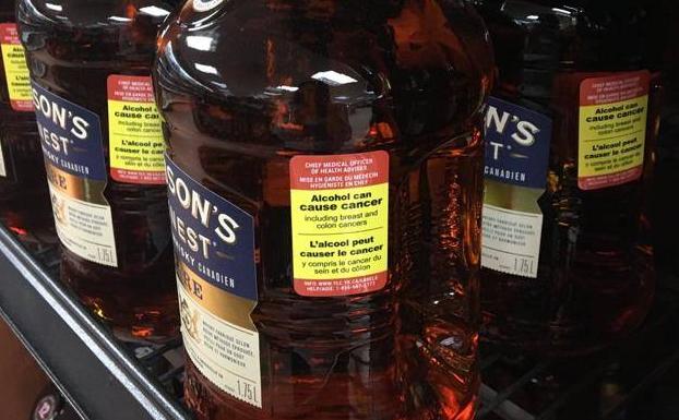¿Etiquetas de peligrosidad en el alcohol? Esta ciudad ya ha dado el paso