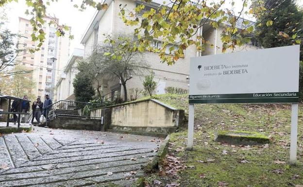 Exterior del instituto de Bidebieta /DV