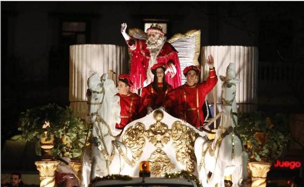 Los reyes han llegado este viernes a Gipuzkoa./
