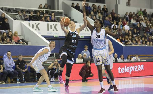 Un partido de liga del IDK en el Gaska./SARA SANTOS