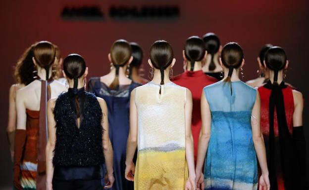 Desfile de Ángel Schlesser.