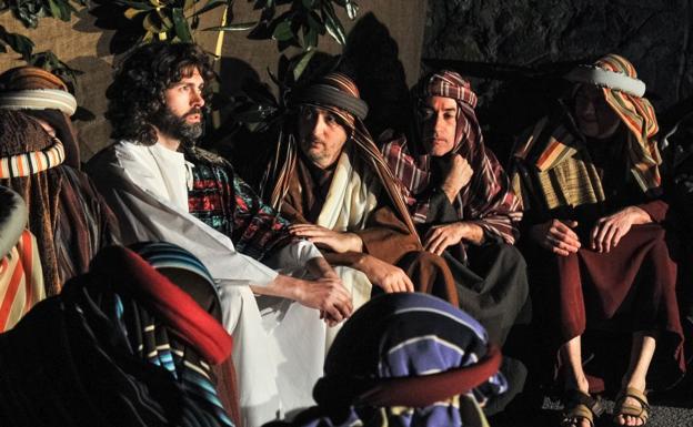 Amara Viejo vive la Pasión de Cristo