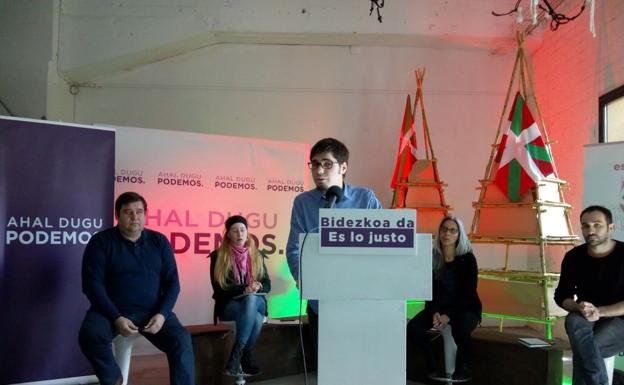 Acto de Podemos Euskadi con Lander Martínez. /@PodemosEuskadi_