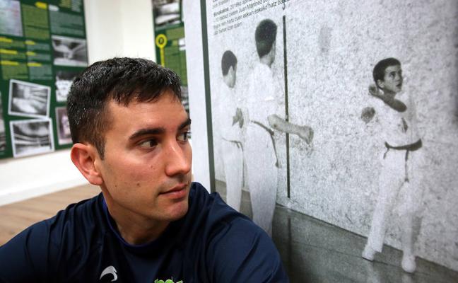 Urrutikoetxea: «La ama y el aita aguantan mis mosqueos cuando juego mal»