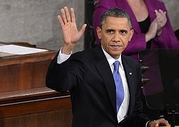 Barack Obama saluda antes de comenzar su intervención. / Jewel Samad (Afp) | Atlas/