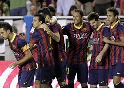 Un Barça sin posesión de balón golea al Rayo