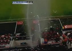 Avalancha de nieve sobre el banquillo del Ajax