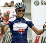 Contador hizo valer en Suiza sus dotes de escalador/