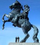 Estatua del conquistador Juan de Oñate, cuya figura ha suscitado una importante polémica./