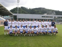 Tras la presentación, los jugadores beasaindarras realizaron las primeras carreras de la pretemporada. /JUANTXO UNANUA/