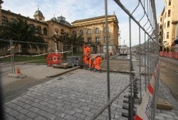 Reparación de los adoquines en Igentea