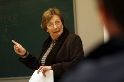 «En la educación, sólo con las buenas intenciones no se llega muy lejos»