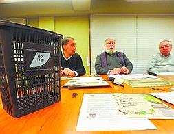 Reciclaje. La recogida de biorresiduos requiere el apoyo de las familias para su separación. :: MORQUECHO/