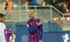 El goleador Stoichkov, baja para Málaga por el fallecimiento de su padre