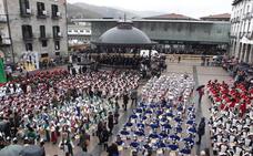Alegres tambores matinales en Azpeitia