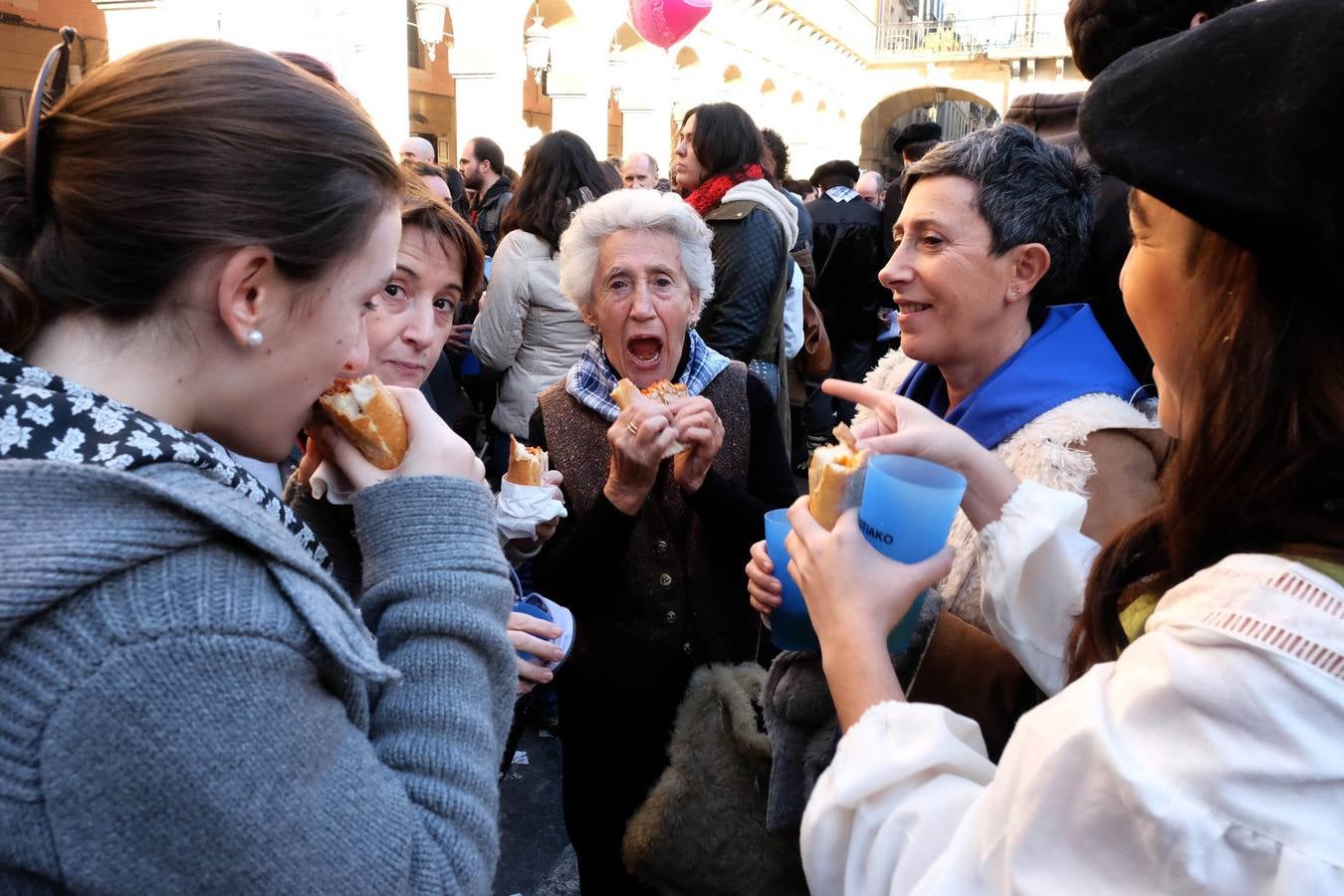 Amigos y familiares se reunieron por Santo Tomás