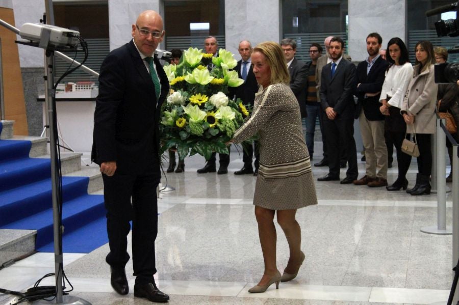 Acto en homenaje a José María Lidón