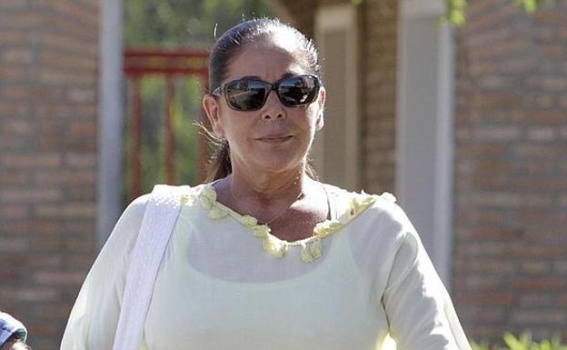 ¿Conseguirá Pantoja reunir a la familia en su concierto?