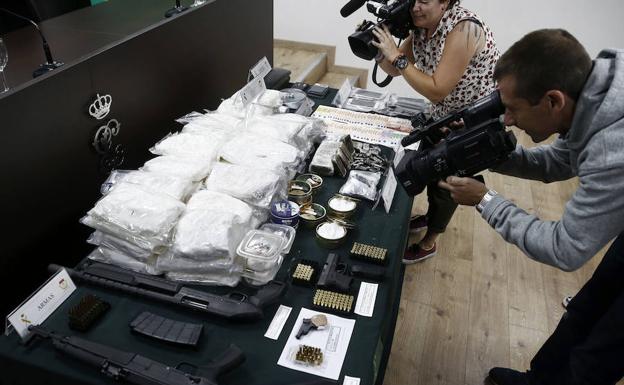 Intervenidos 54 kilos de speed en cuatro registros, uno en Zumarraga y tres en Tarragona