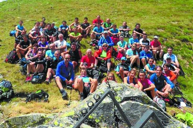 Salida montañera de Bera a Gavarnie y al Taillon en recuerdo a los montañeros fallecidos