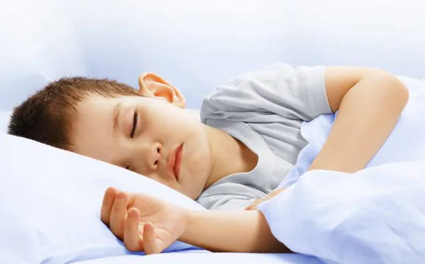 ¿Se hace pis en la cama? Pediatras acuerdan en Euskadi pautas para solucionar la enuresis