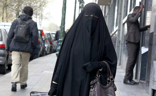 Estrasburgo avala la prohibición del niqab en Bélgica