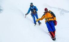 Iñurrategi, Vallejo y Zabalza rescatan a un alpinista italiano en el G II