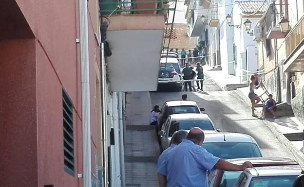 Muere un hombre al recibir un disparo en Granada