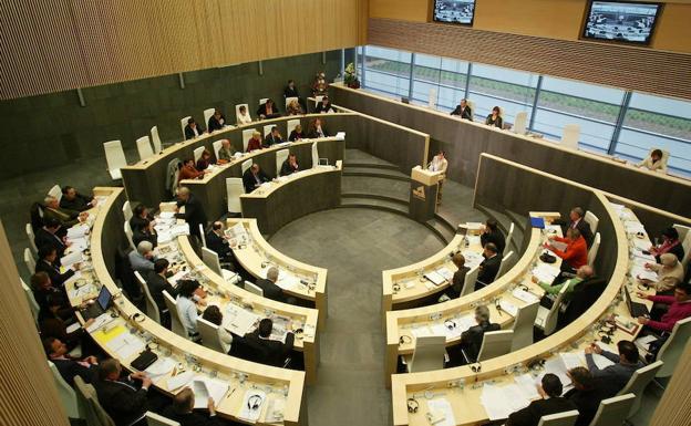 Las Juntas de Gipuzkoa lamentan la muerte de un trabajador de Glual Energy de Azpeitia en accidente laboral