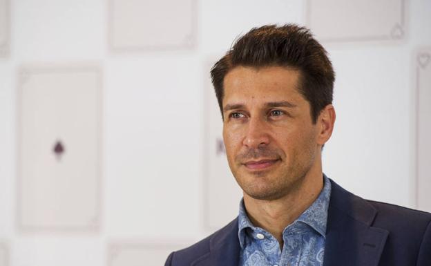 Jaime Cantizano, hospitalizado tras un accidente en la piscina