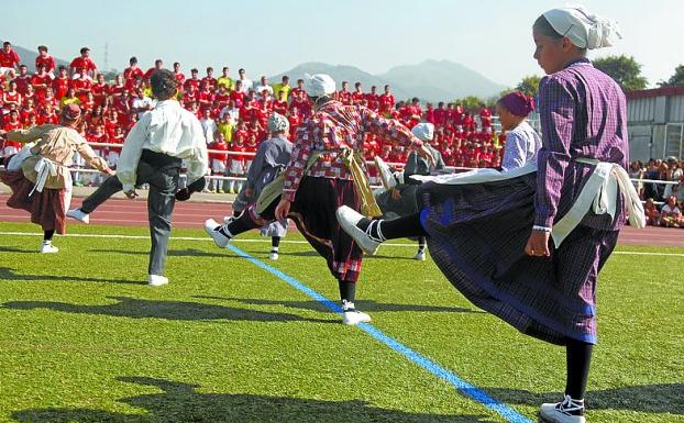 La presentación de los equipos de fútbol será finalmente el sábado próximo