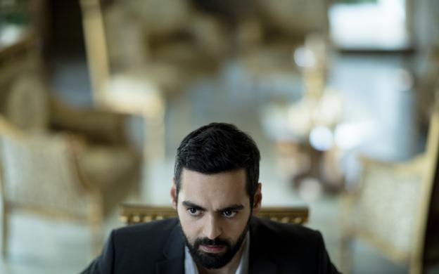 Criaturas con la cámara tatuada en la piel