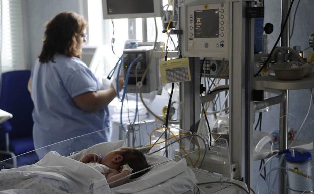 Osakidetza no detecta ningún caso más de tuberculosis en el Hospital de Cruces