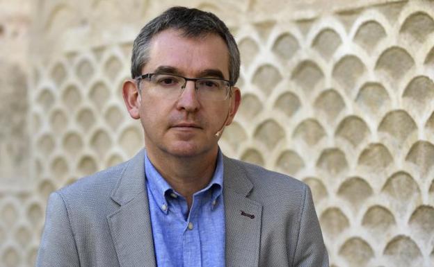 Posteguillo rinde homenaje a los escritores malditos y a las autoras olvidadas