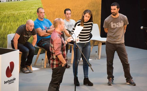 Osatu da txapelaren bila abiatuko den hogeita laukoa