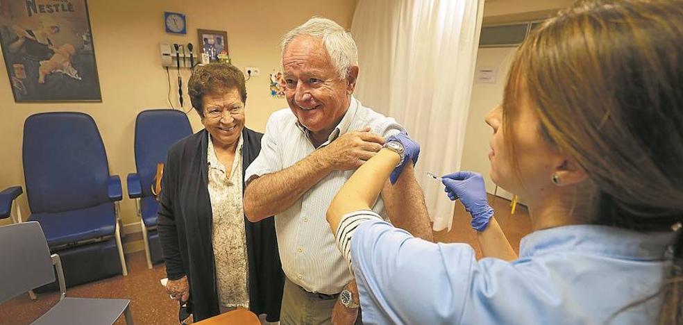 «Me vacuno por si acaso, además, siendo gratis…»