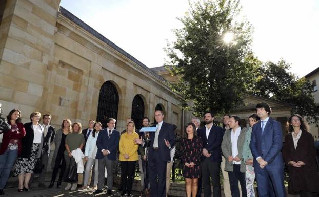 El PP vasco considera que el desafío catalán se cierne como amenaza del autogobierno vasco