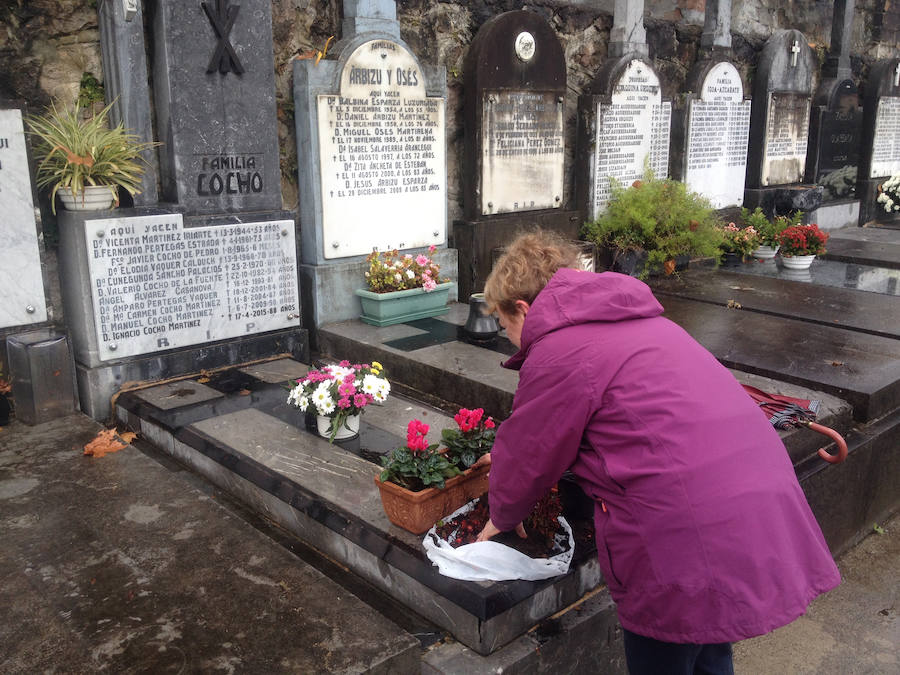 Día de todos los Santos en Polloe