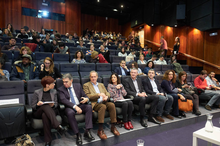 El Gobierno Vasco anima a los jóvenes a salir, pero «siempre con la mirada puesta en esta tierra»