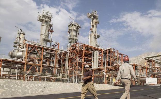 El petróleo se tiñe de verde