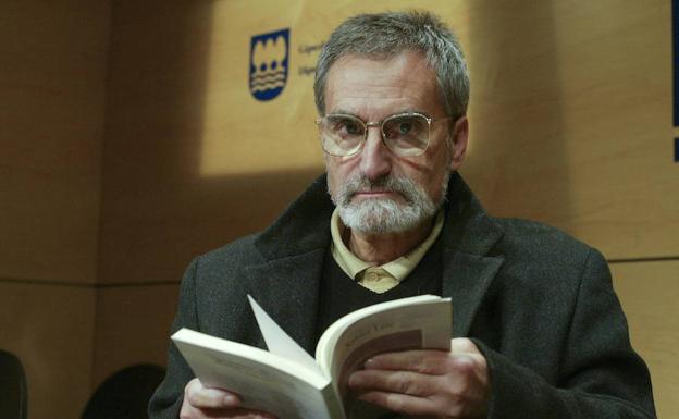 «Xabier Lete ez zegoen sekula konforme bere lanarekin»
