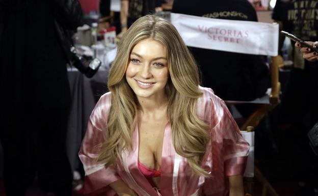 El último disparate de la moda: Gigi Hadid en miniatura