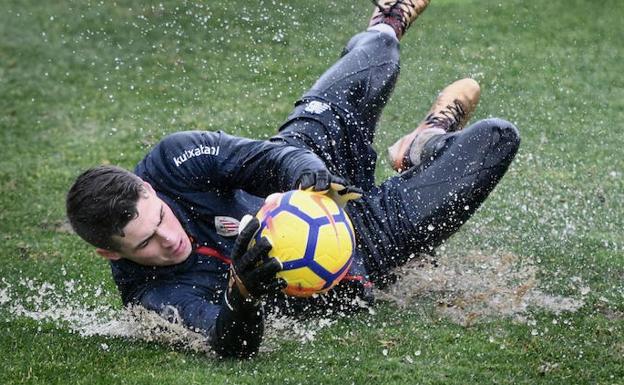Zidane pone a Kepa contra las cuerdas