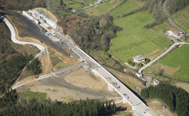 El Gobierno acuerda licitar el último tramo del nudo de Bergara para que la Y vasca esté operativa en 2023