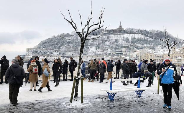 La nieve remite y los termómetros este jueves marcarán 17 grados en Donostia