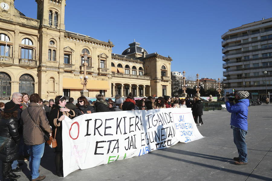 Convocan una protesta en Donostia contra la apertura del comercio en domingo